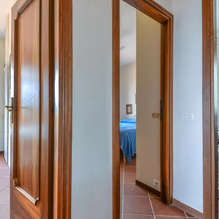 Holiday home Trilocale Lavanda A Lacona