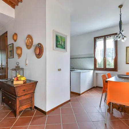 Trilocale Lavanda A * Lacona